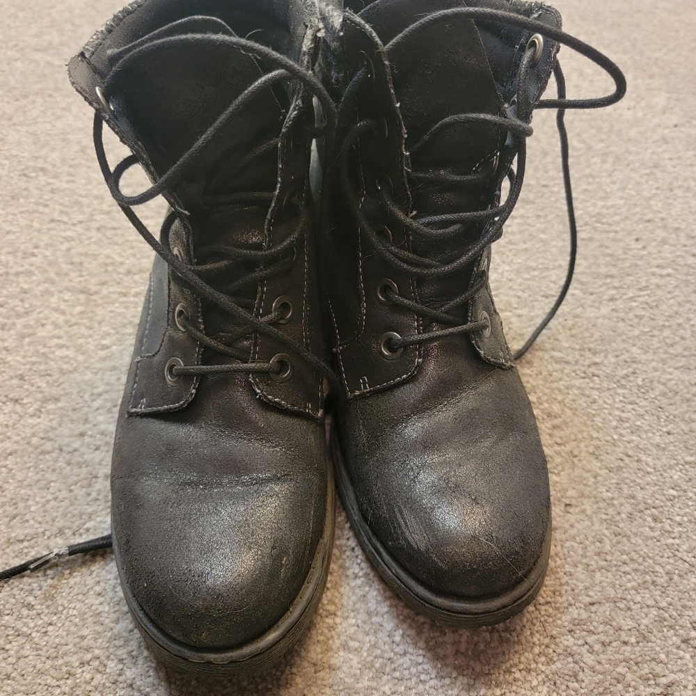 B.o.c Combat boots 2 for $20